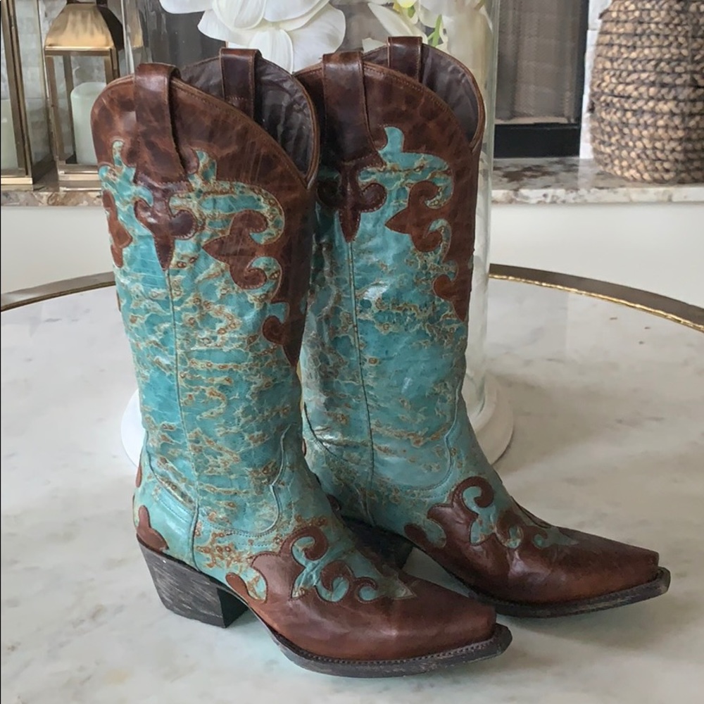 GORGEOUS Turquoise/Brown Lane Boots